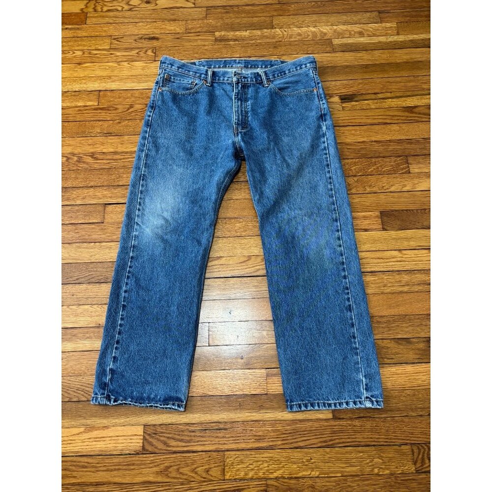 Levi's 505 Jeans Mens Size 40x30 Blue Medium Wash Denim Straight Leg Regular Fit